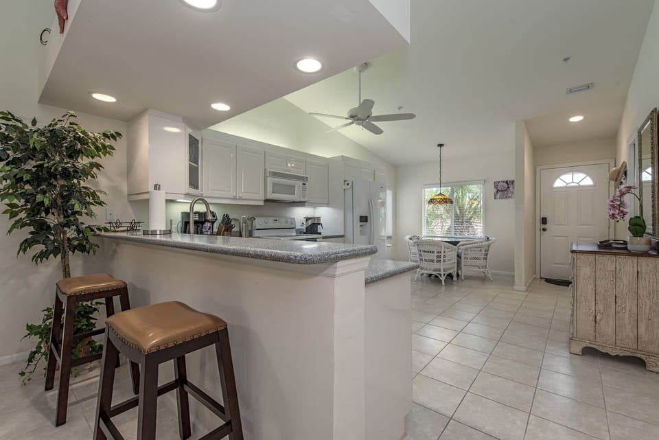 Open concept kitchen with lots of natural light!