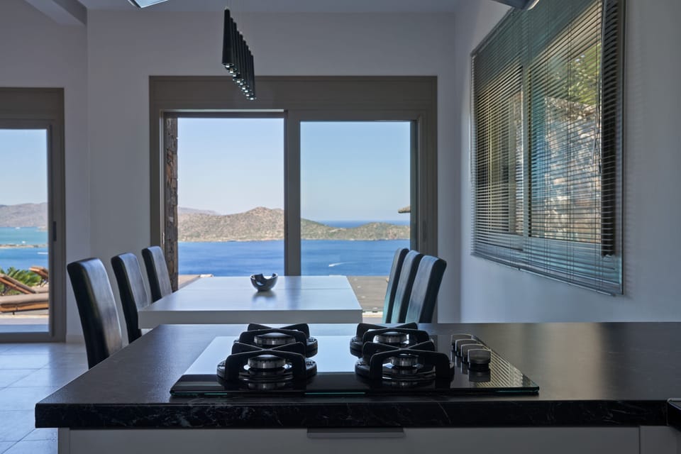 The perfect backdrop, while enjoying intimate moments with your loved ones