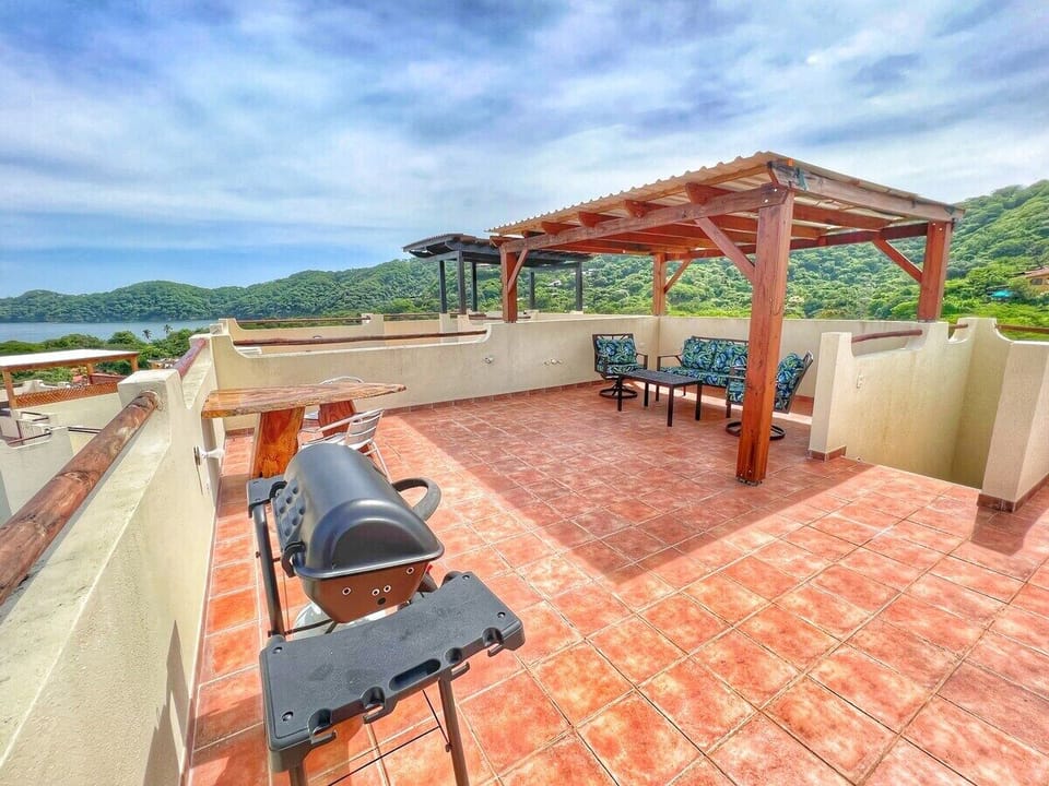 Amazing amenities on your rooftop terrace!