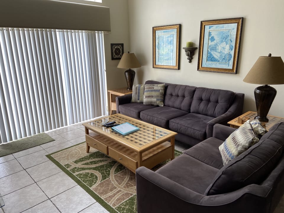 Comfortable Lounge