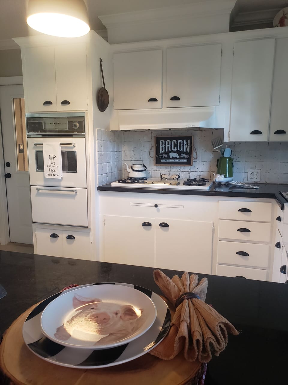 Cottage Kitchen 
