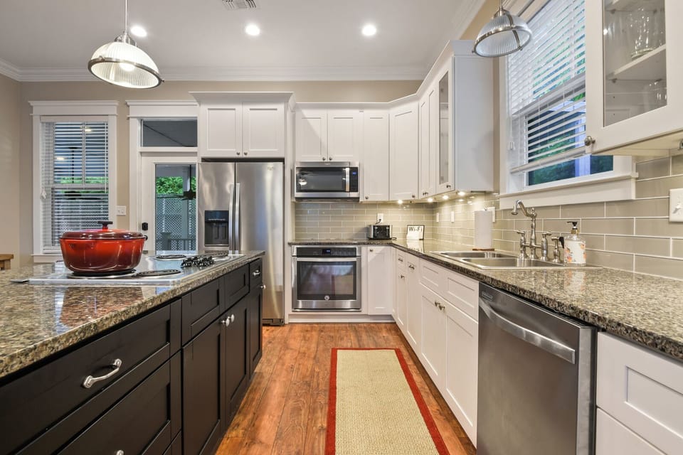 Large, Fully Functional Kitchen