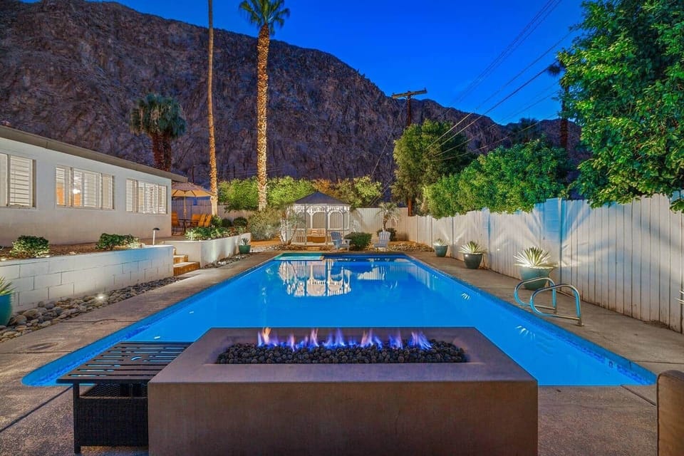 Outdoor customer gas fire place