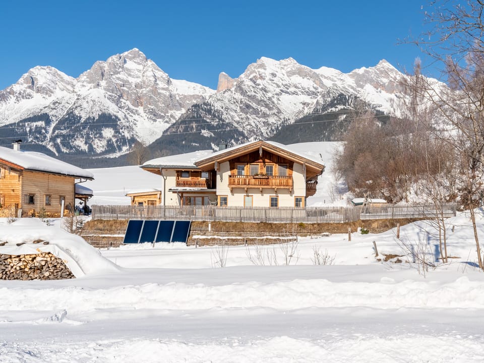 Holiday Home Exterior [winter]