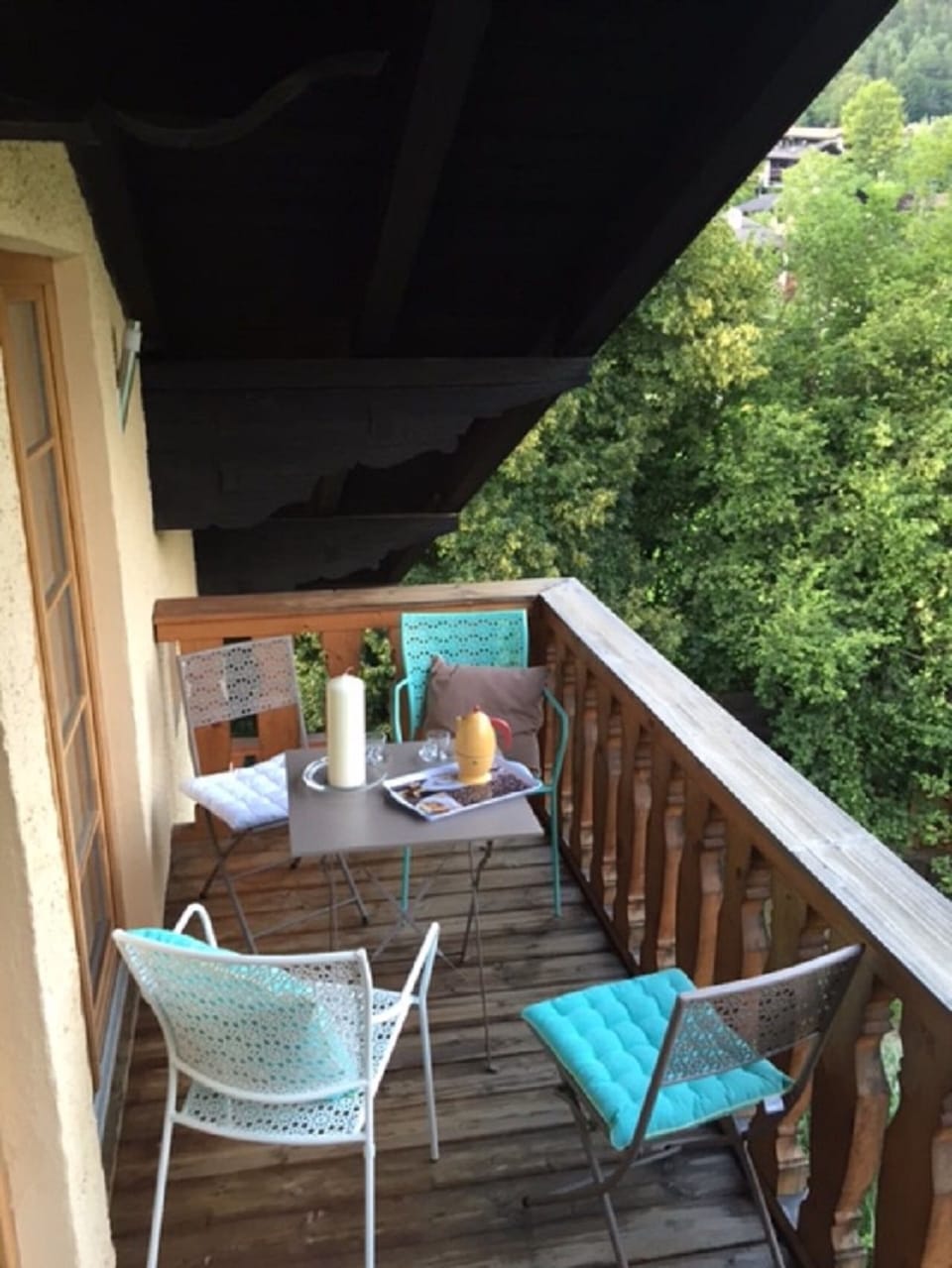 balcony