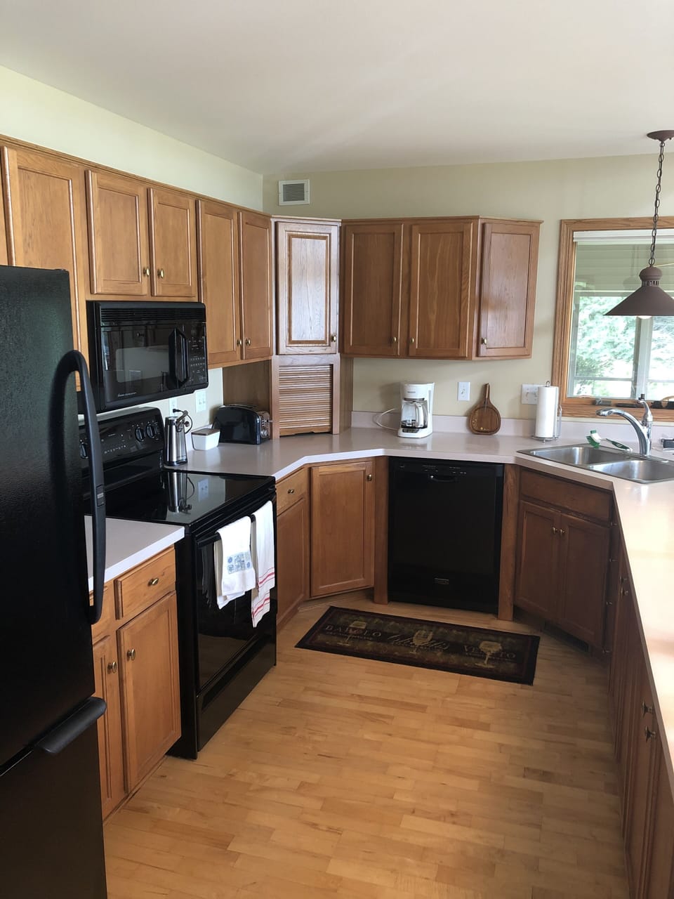Well equipped kitchen