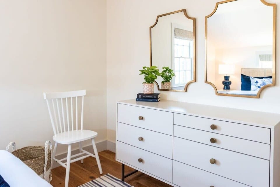 Bedroom Two | King Bed | First Floor | Ensuite Bathroom