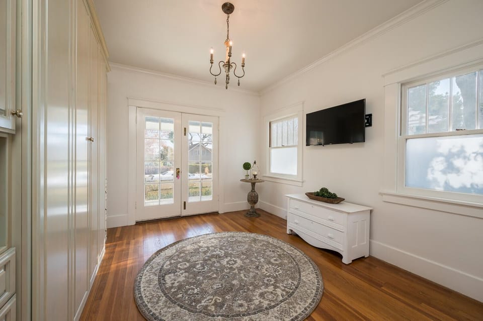 La Belle Vie on Vine (29)