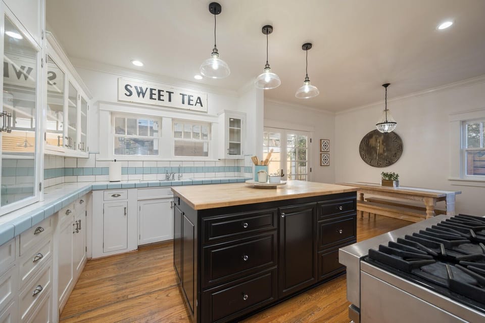 La Belle Vie on Vine (15)