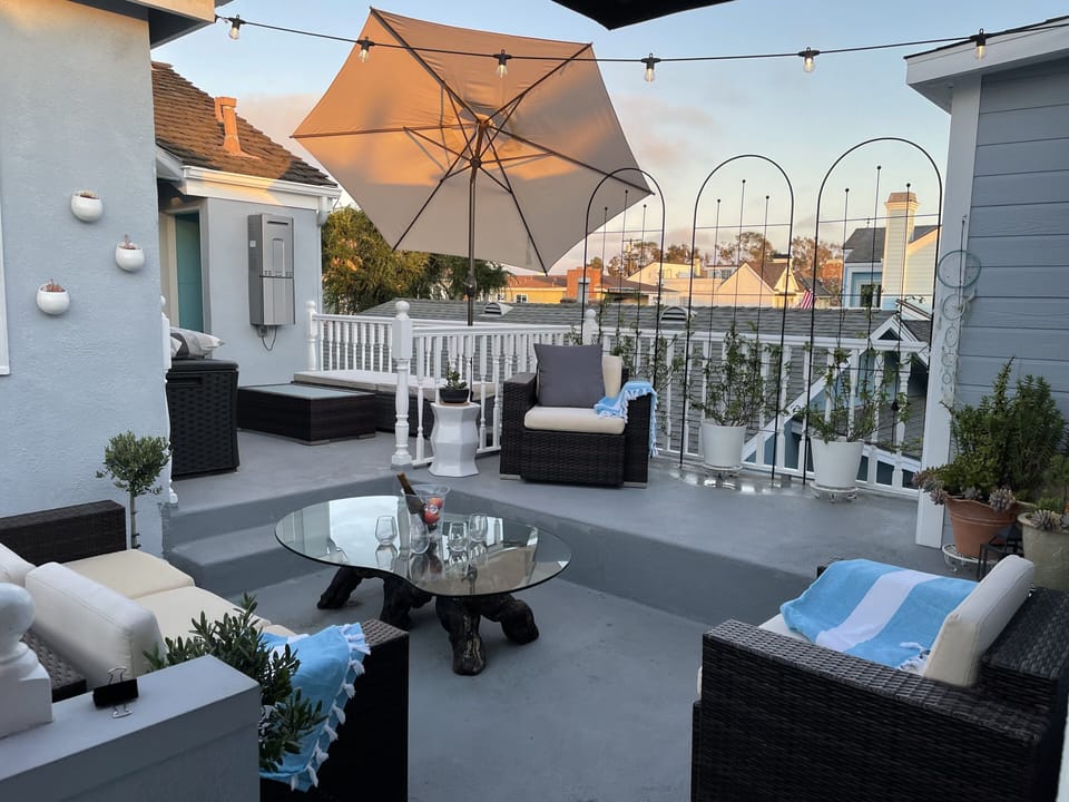 Rooftop deck