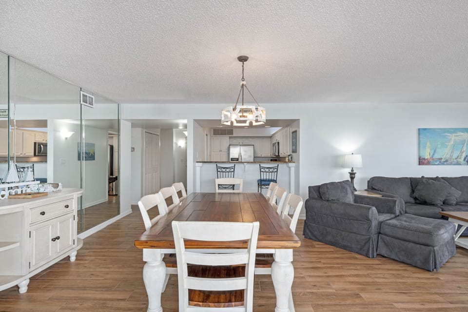 Open concept Kitchen, dining and living areas