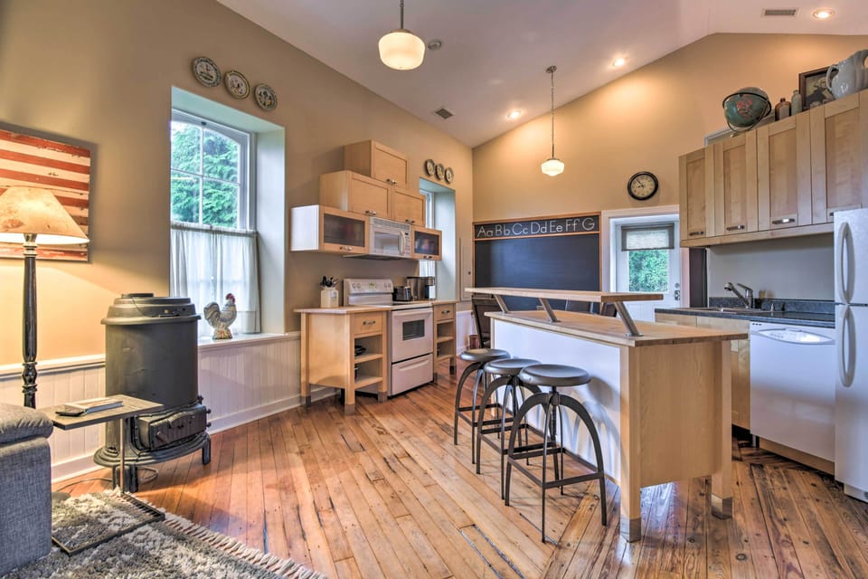 Kitchen | Fully Equipped
