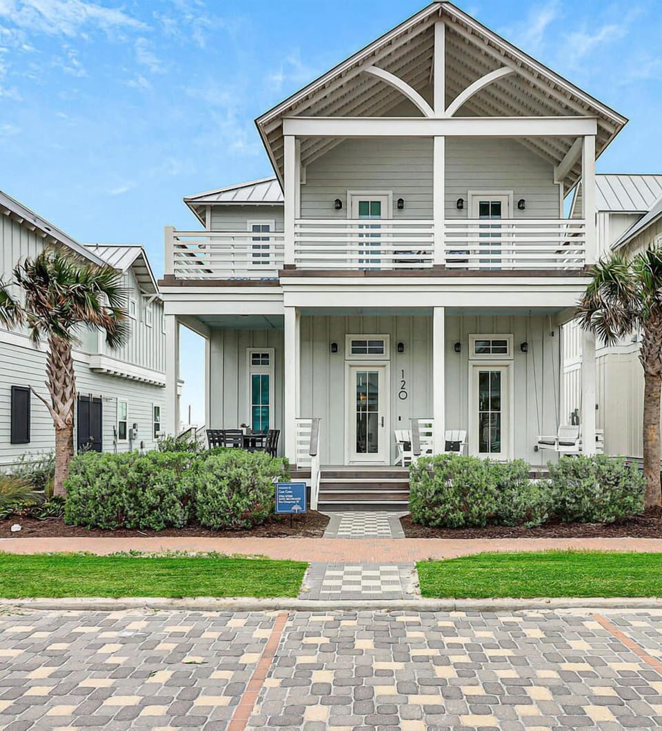 Welcome to Casa Costa!