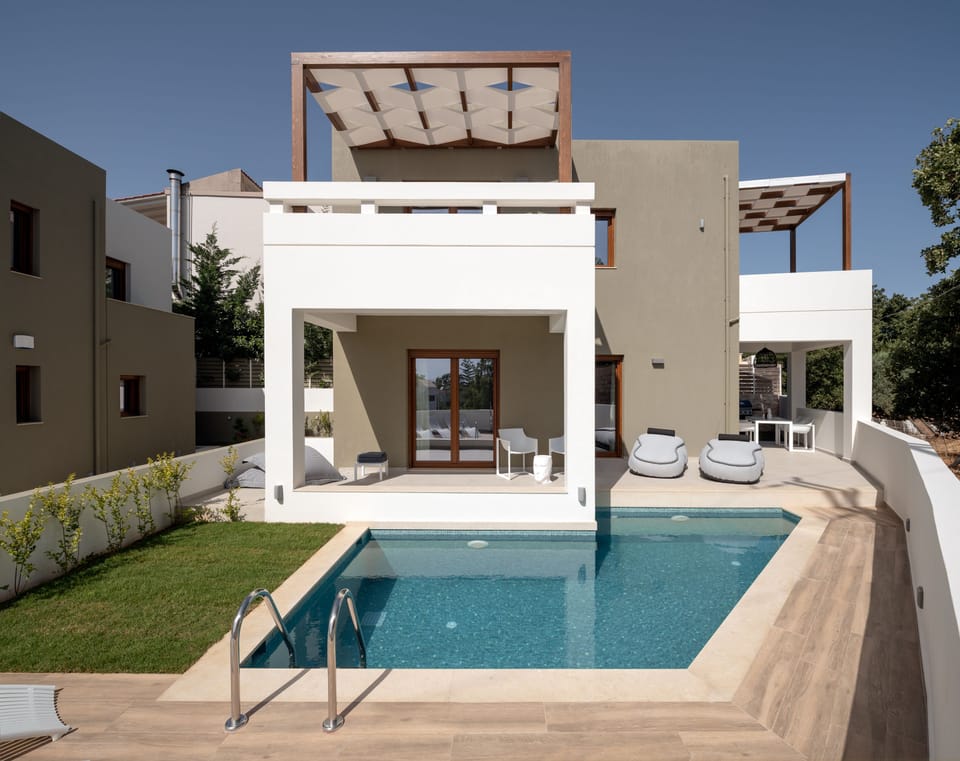 De.Light Boutique Villa III provides an idyllic setting.