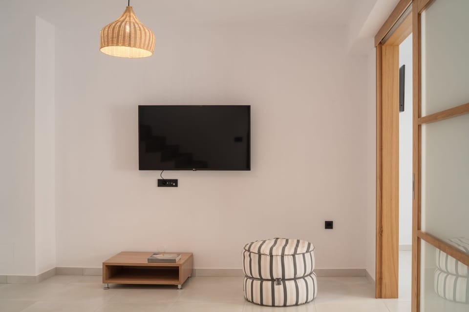 Lower Floor recreation area