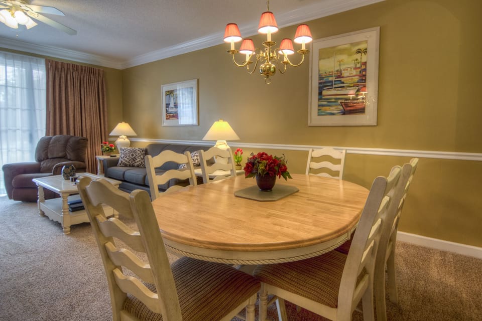 dining area - dining area seats 6 people