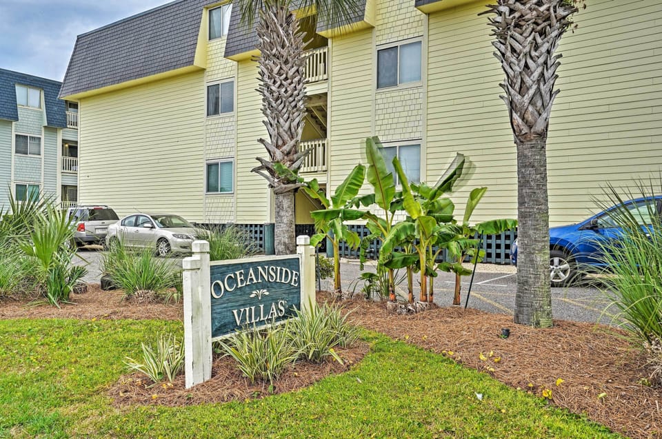 Isle of Palms Vacation Rental | 2BR | 2BA | 995 Sq Ft | Stairs Required