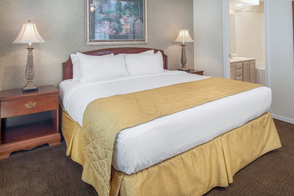 Comfortable King size bed!