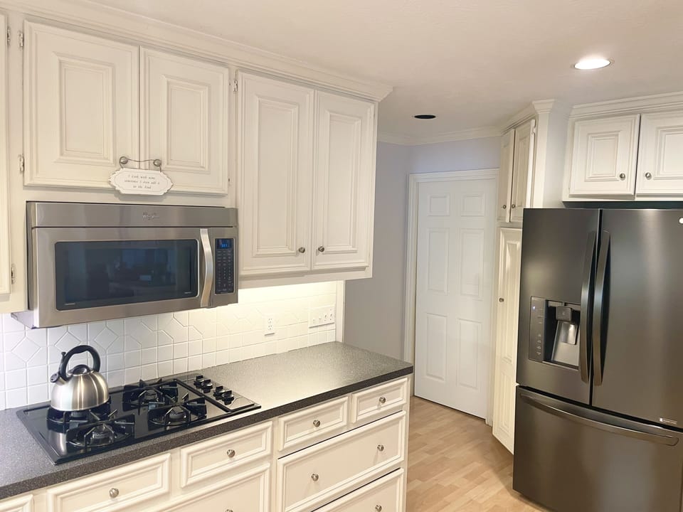 This house has the unique ability to separate kitchen from formal dining room.