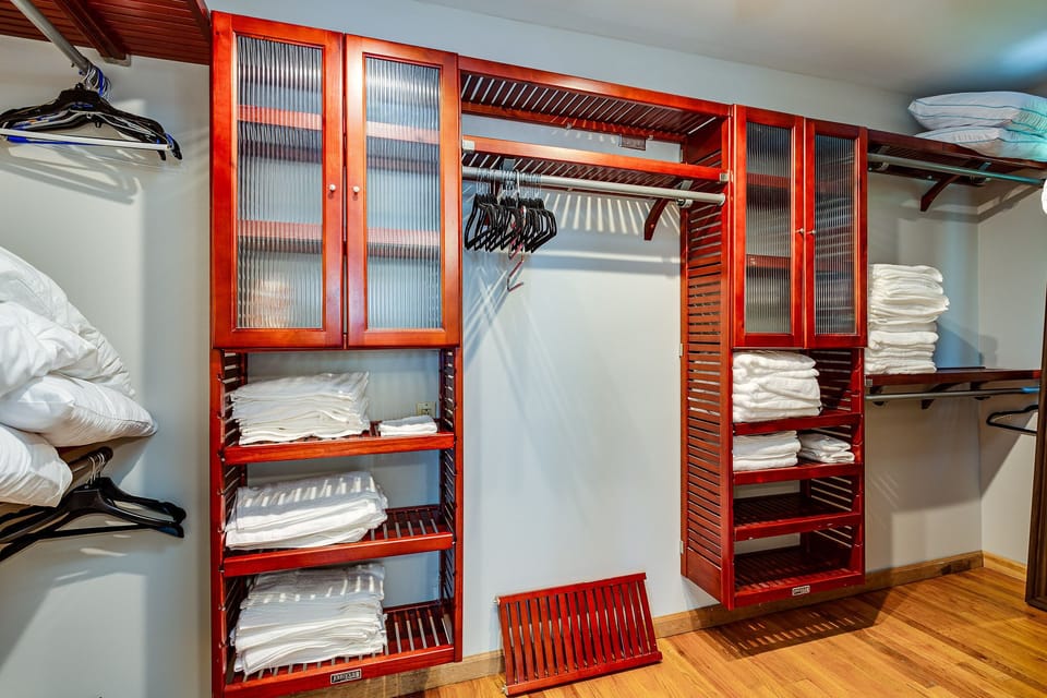 Plenty of extra blankets and pillows for your stay!