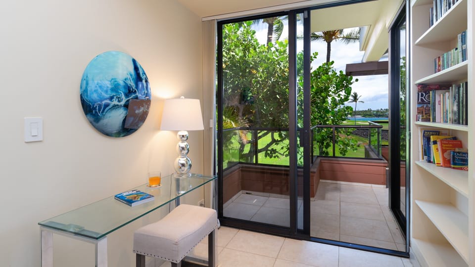 Door to lanai from Primary suite