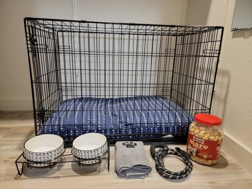 Pet supplies.