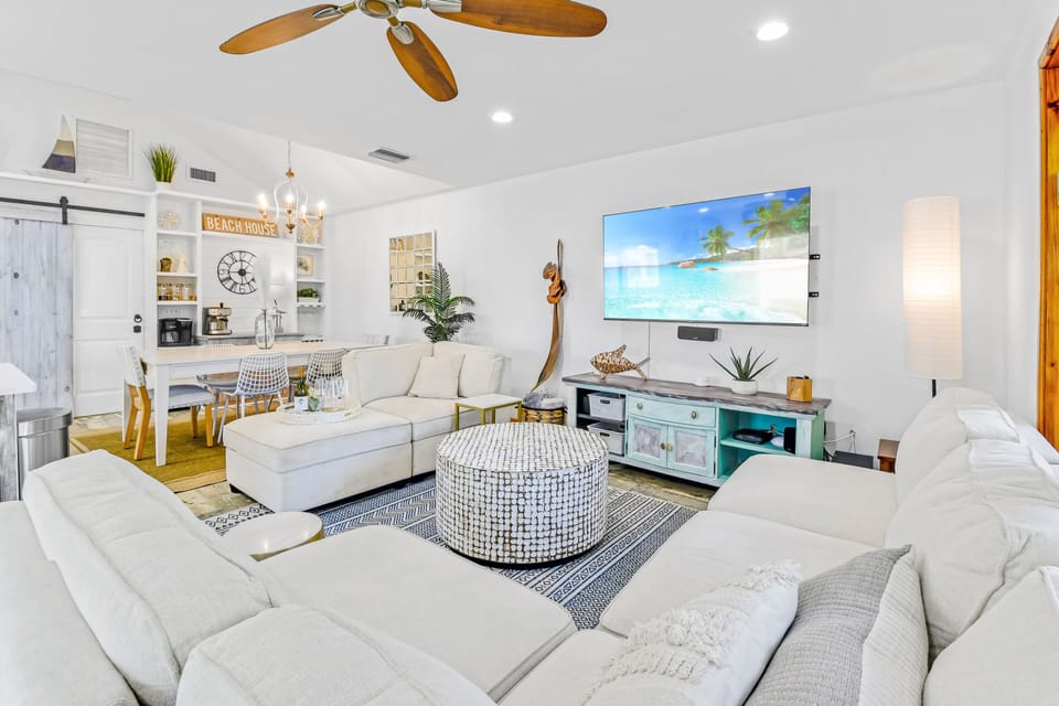 Cable TV and all smart TVs with all your apps