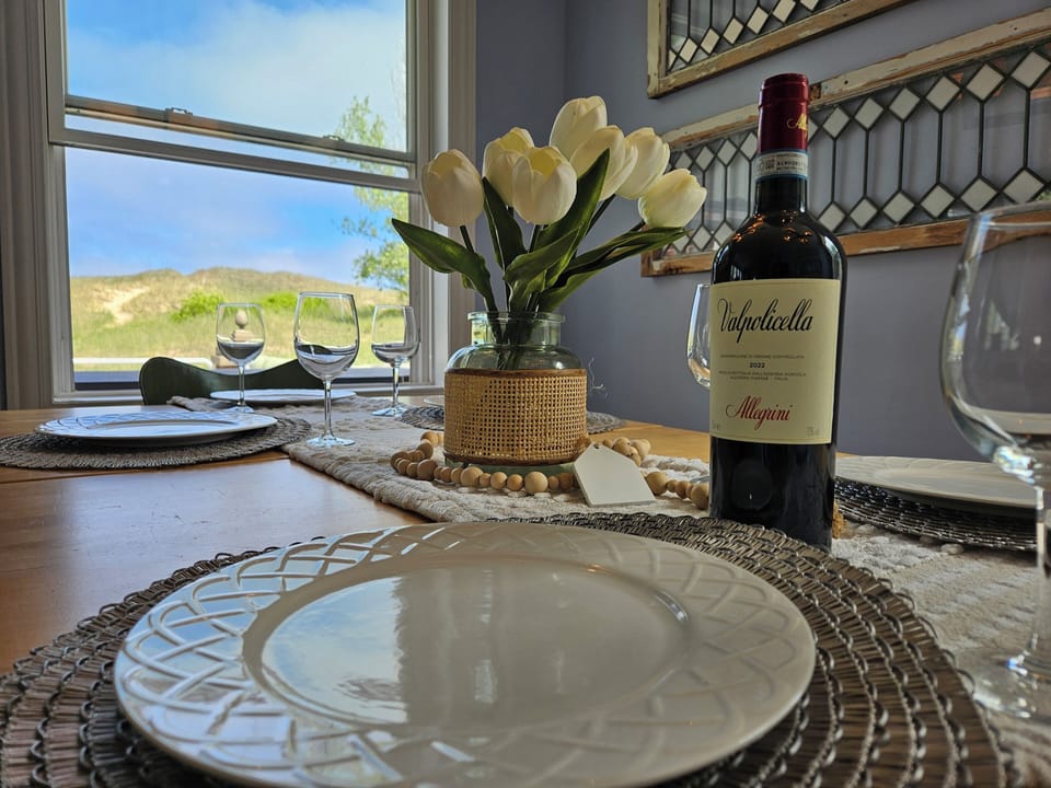 Dining/kitchen table overlooking dune