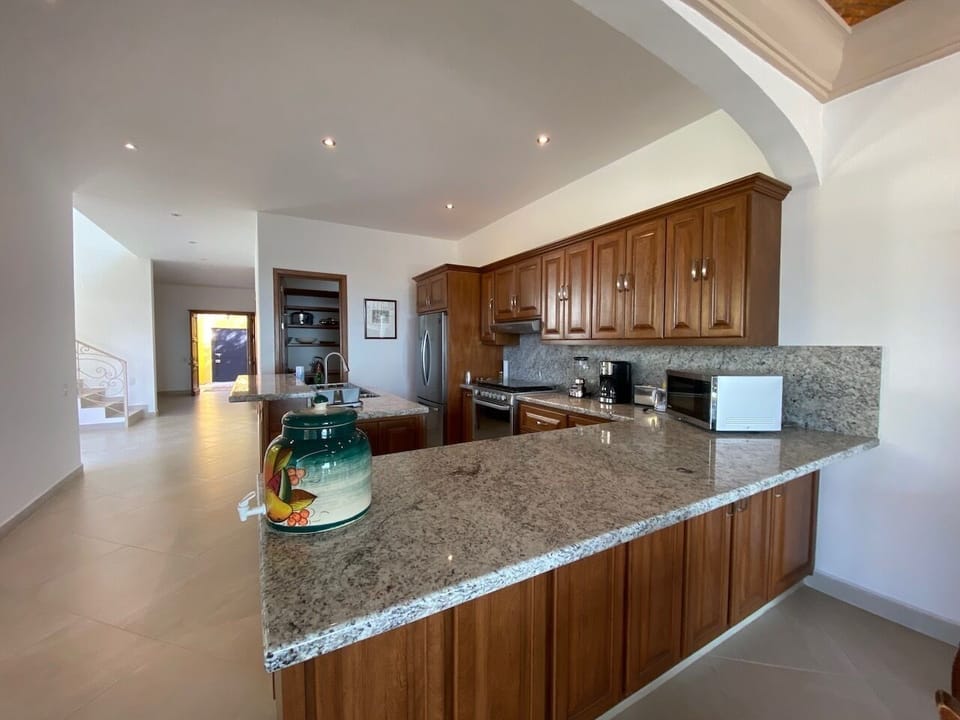 Kitchen Bar