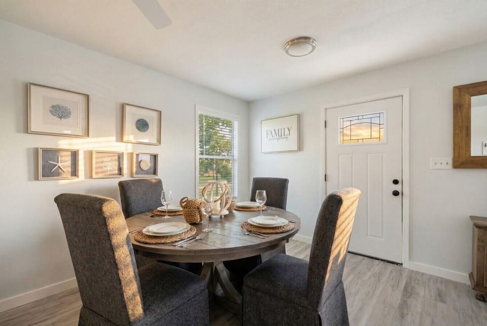 Create lasting memories around the dining table