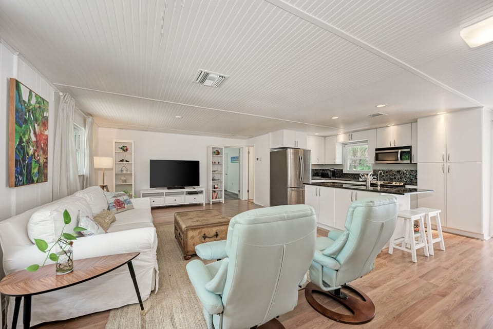 Living room as you enter.