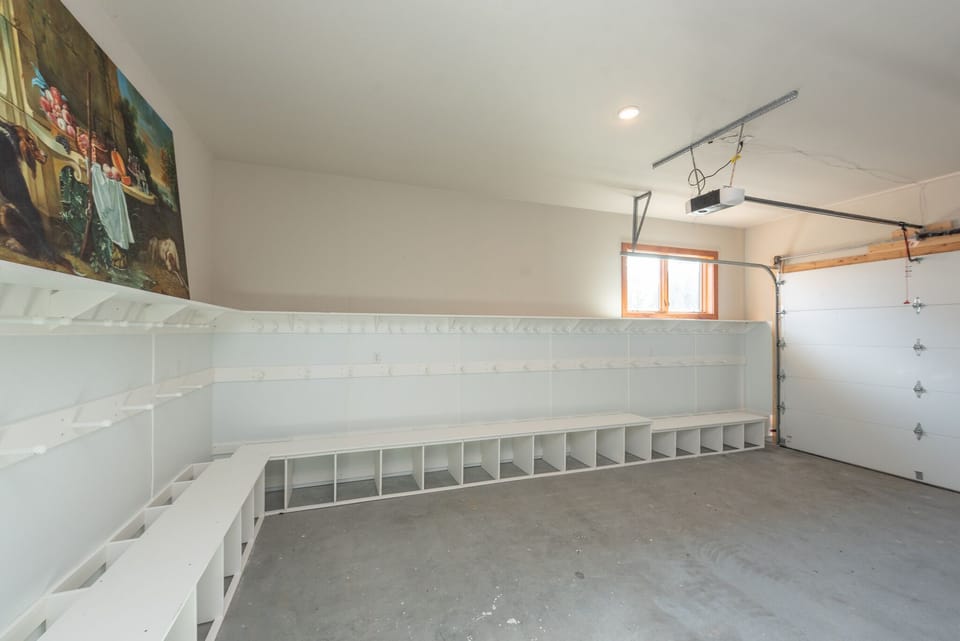 Ski and snowboard storage located on Right Side Main Level