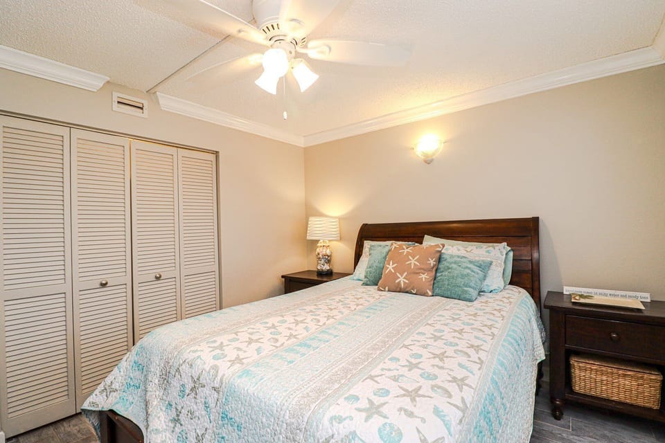 St. Augustine Beach Rentals Guest Bedroom