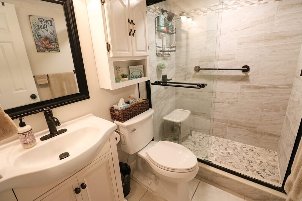St. Augustine Beach Rentals Guest Bathroom