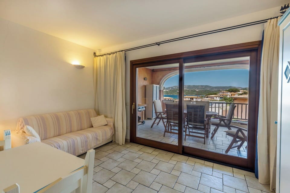 Big sliding windows to the terrace