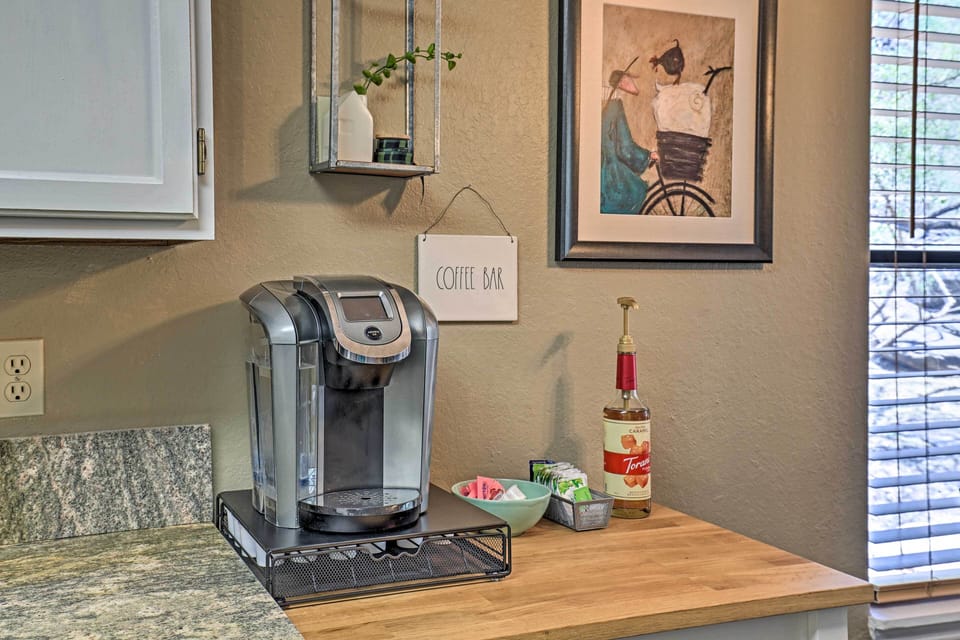 Kitchen | Coffee Bar