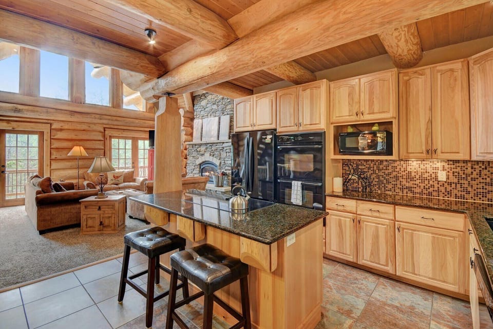 Kitchen Area with Island Bar Seating for 2