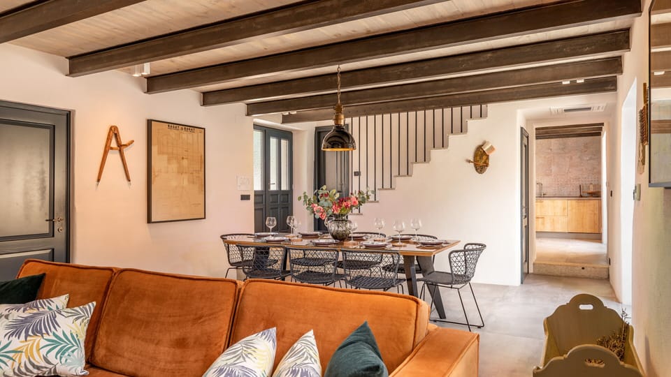 Living Room & Dining Area