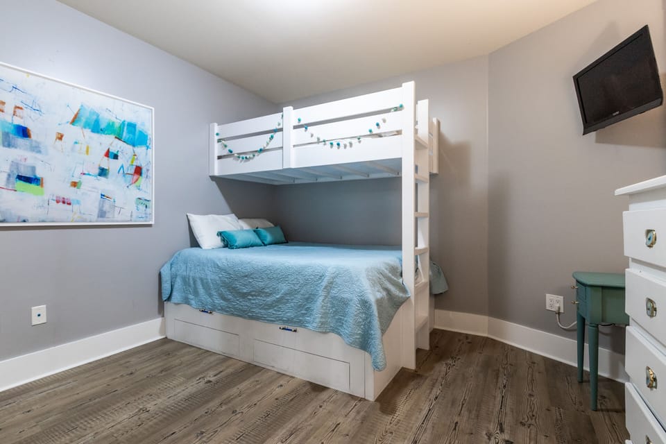 Caribe Resort C214 Guest Bedroom