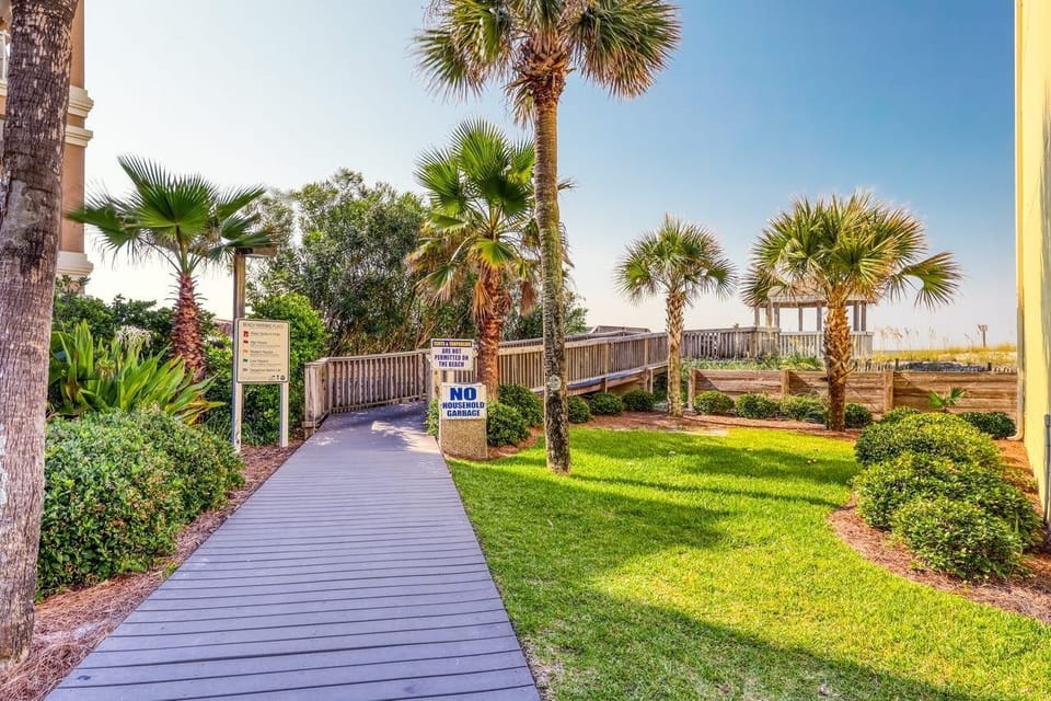 walkway to the beach