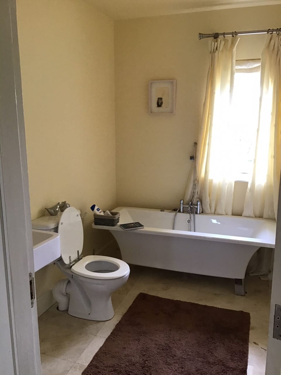 Ground floor bath room. 