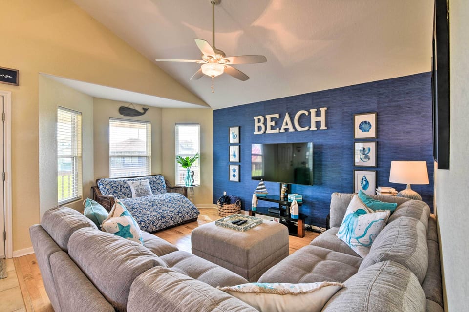 Galveston Vacation Rental | 3BR | 2BA | 1-Story House | 1,166 Sq Ft