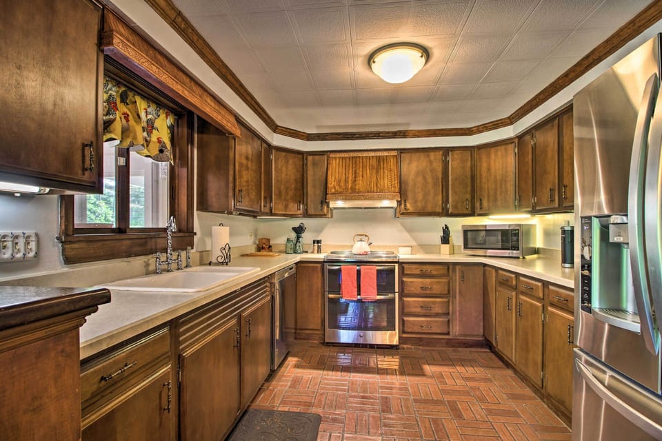 Fully Equipped Kitchen | 1st Floor