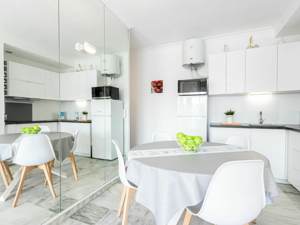 Table, Furniture, Cabinetry, White, Kitchen, Countertop, Interior Design, Houseplant, Chair