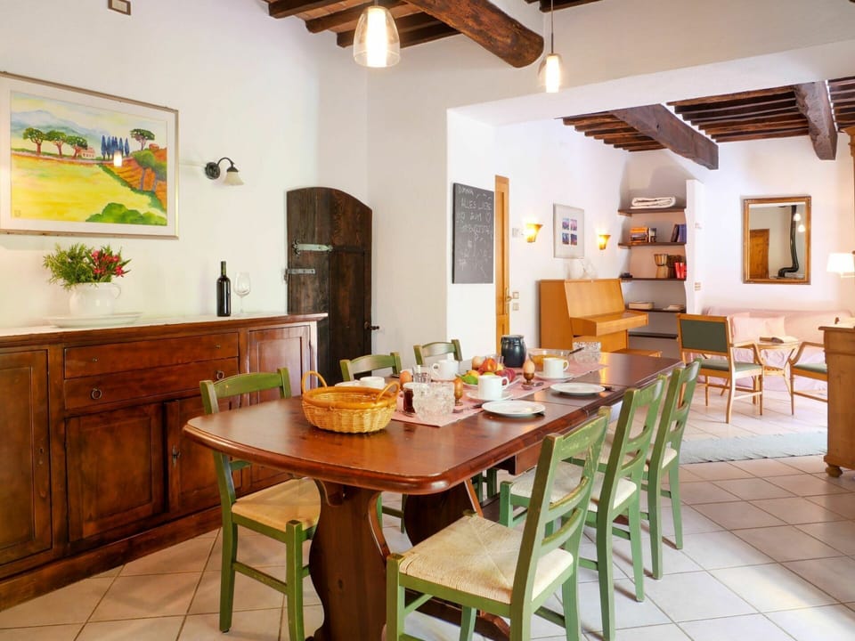 Table, Furniture, Food, Picture Frame, Chair, Tableware, Wood, Orange, Houseplant, Lighting