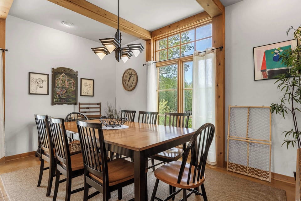 Formal dining area