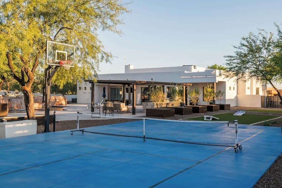 Sport court