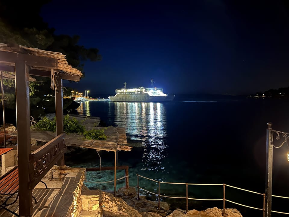 Restaurant Pasarella with ferry from Split in background.

