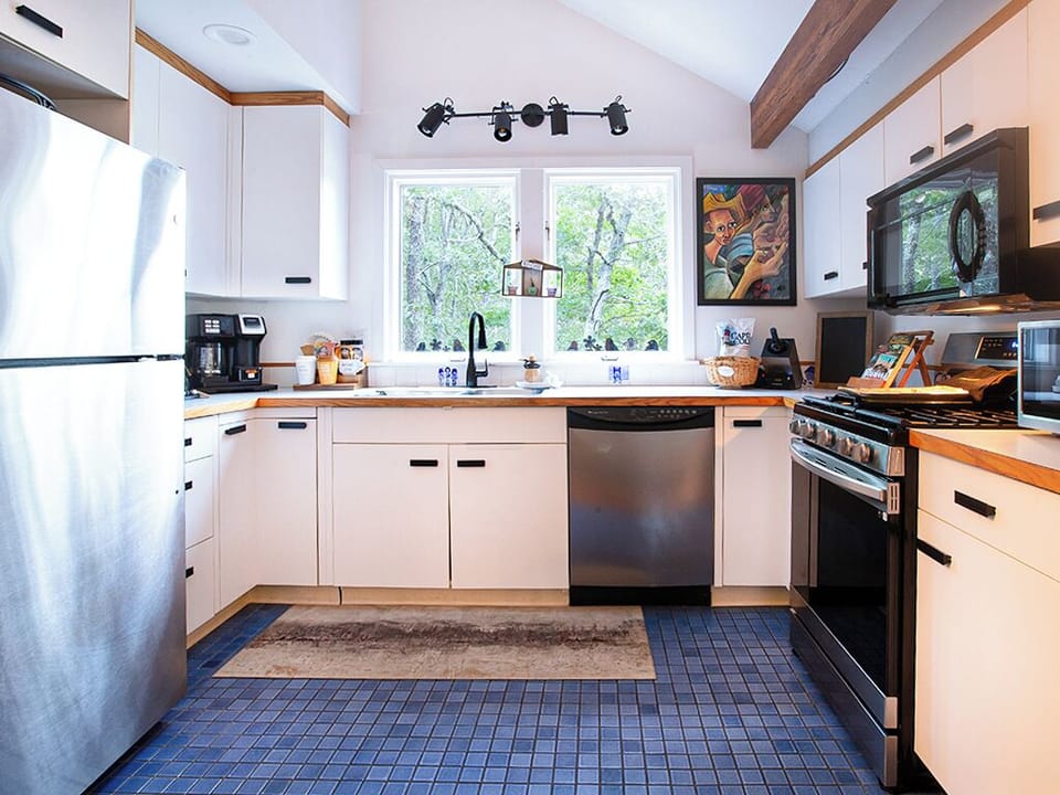 Cape Cod Villa’s fully equipped kitchen captivating design for culinary delights