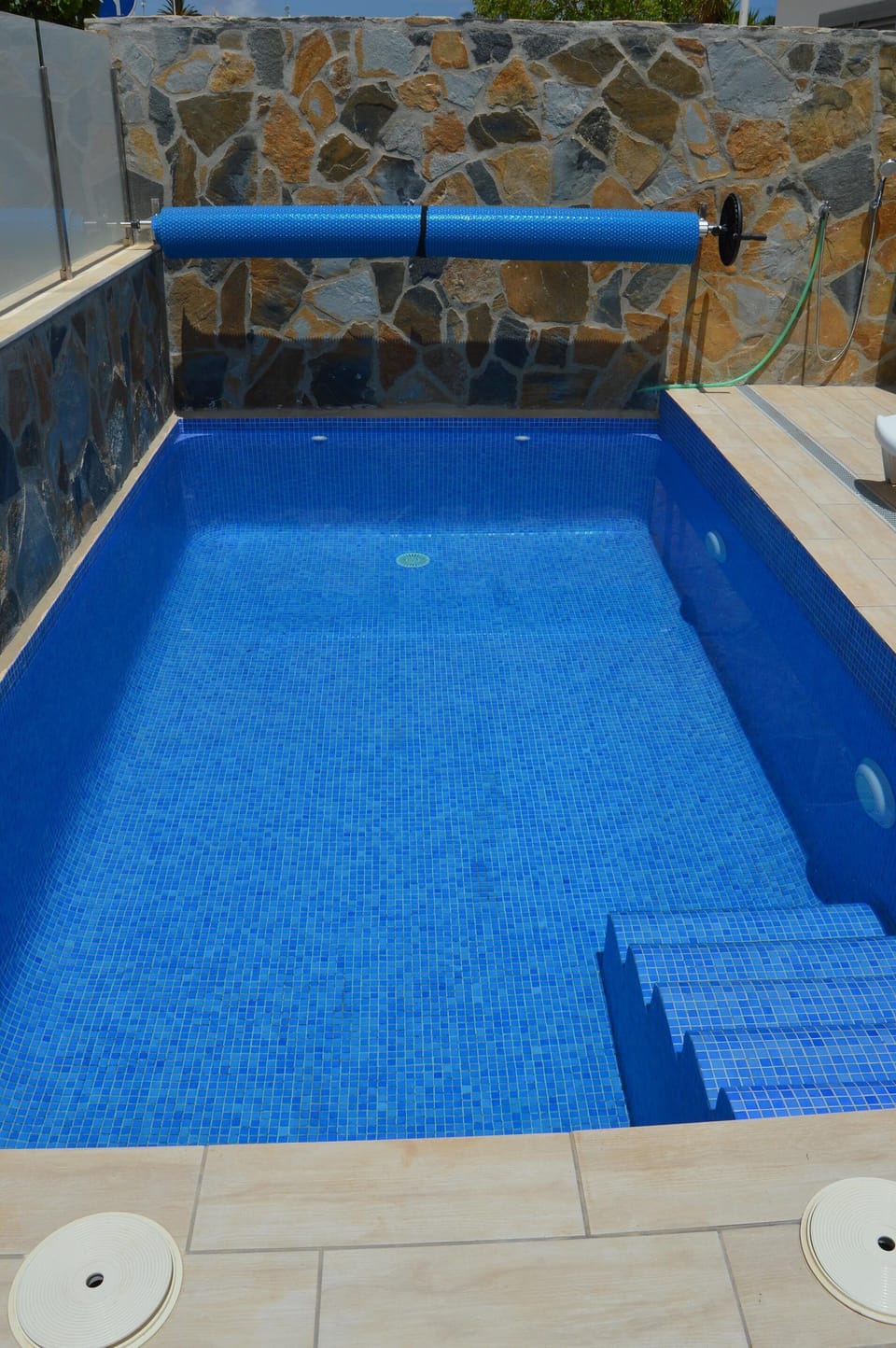 Private pool